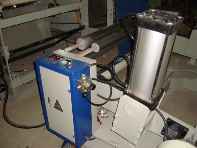 Rouleau automatique pour feuille de papier modèle de découpeuse série DFJ