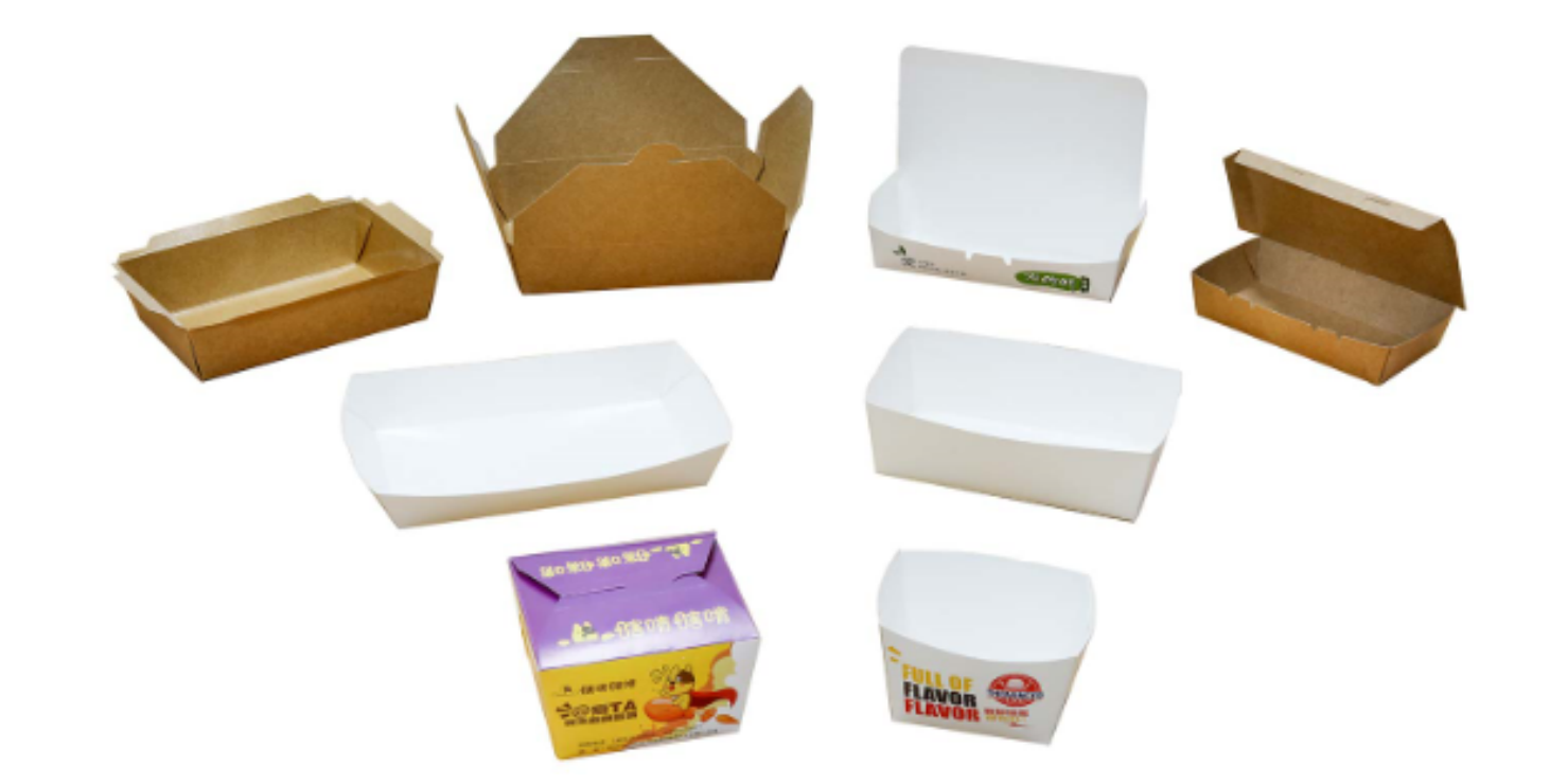 Bo&icirc;te &agrave; lunch en faisant la machine